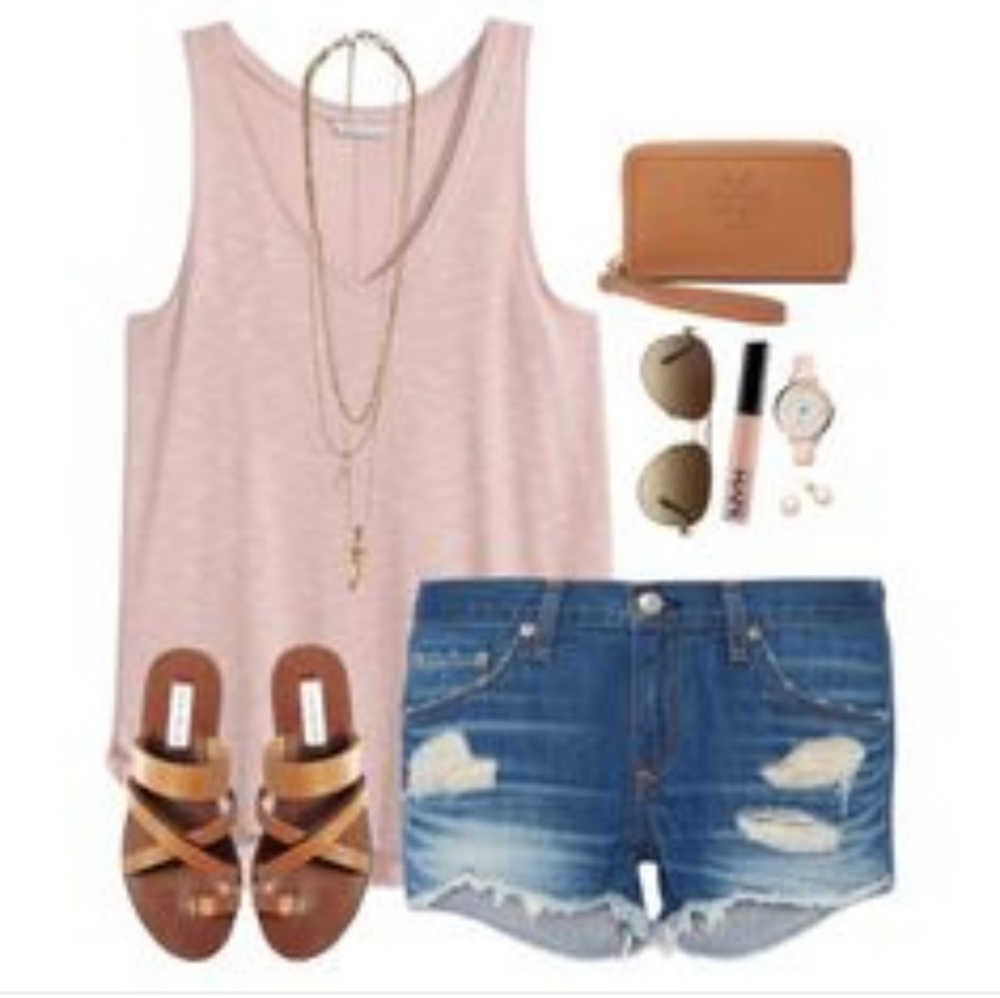 Old Navy medium pale pink boyfriend tank top